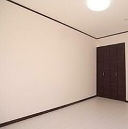 アーバンヒムス三山 1階1Kのリビング/ダイニング