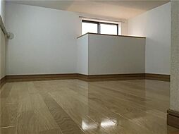 インベストプラス 1階ワンルームのリビング/ダイニング