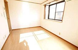 ロワール調布 2階1Kのリビング/ダイニング