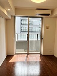 ファーストリアルタワー新宿 7階1Kのリビング/ダイニング