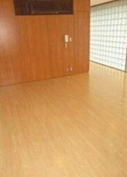 ハウス・エプタ 4階ワンルームのリビング/ダイニング