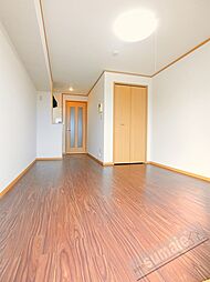 ベルラフィーネ 2階ワンルームのリビング/ダイニング