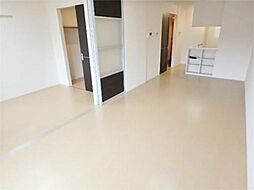 ロータス府中 202 2階1LDKのリビング/ダイニング