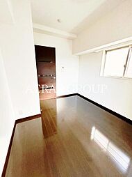 ライズコート大森町 8階1Kのリビング/ダイニング