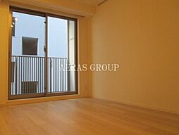 ワンルーフフラット月島 3階ワンルームのリビング/ダイニング