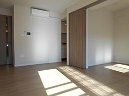 京王井の頭線 吉祥寺駅 徒歩6分の賃貸マンション 2階2LDKのリビング/ダイニング