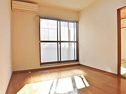 小田急江ノ島線 東林間駅 徒歩10分の賃貸アパート 1階2LDKのリビング/ダイニング