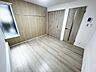 寝室：同じ施工会社さんの施工例です。色など異なります。参考