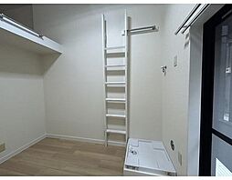 ローズマリー 1階1Kのリビング/ダイニング