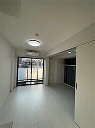 ARCOBALENO SHINITABASHI 4階1DKのリビング/ダイニング