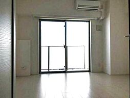 RzPLACE.AZEST高島平 4階1Kのリビング/ダイニング