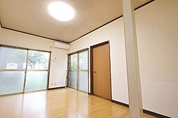 居間