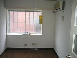 ピュアコート松江 2階1Kのリビング/ダイニング