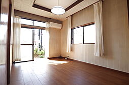 居間