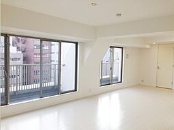 カスタリアお茶の水 7階1LDKのリビング/ダイニング