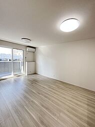 JR東海道・山陽本線 鷹取駅 徒歩2分の賃貸アパート 3階1LDKのリビング/ダイニング