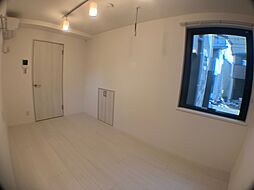 ルディアス　プリズム（ＲＶＤＩＡＳ　ＰＲＩＳＭ） 1階1Kのリビング/ダイニング