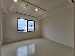 ＬＵＯＲＥ新井薬師 4階ワンルームのリビング/ダイニング