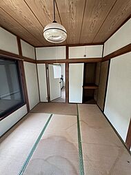 居間
