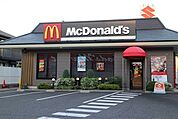 マクドナルド岸和田久米田店 765m
