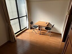 レオパレスますがた 1階1Kのリビング/ダイニング