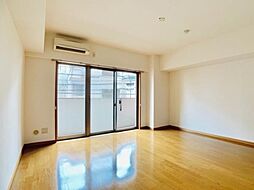 ティアラ恵比寿 4階1Kのリビング/ダイニング