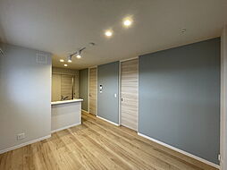 グランロシェ-Y 205 2階1LDKのリビング/ダイニング