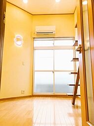 ドリームフォーム 2階ワンルームのリビング/ダイニング