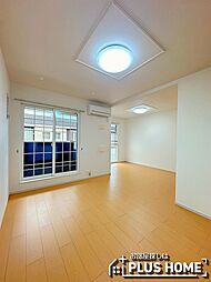 コルテーゼ　III 2階1LDKのリビング/ダイニング