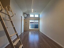 ホームワンＢ 2階1Kのリビング/ダイニング