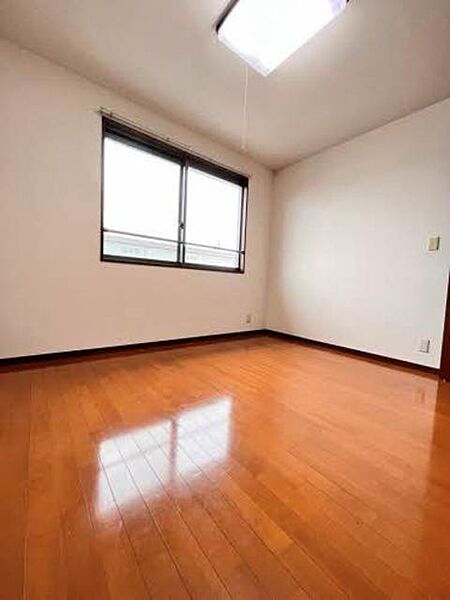 apartment 宮城県登米市迫町佐沼字萩洗１丁目13-8
迫町佐沼の賃貸情報を見る
物件地図