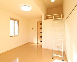 ヴィラ・グランメール 2階1Kのリビング/ダイニング