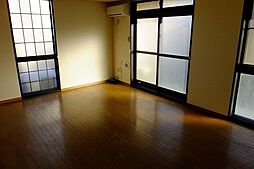 レオパレスメイプルハイム高野台1号館 2階1Kのリビング/ダイニング