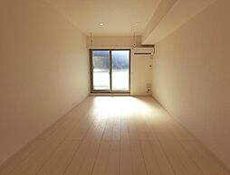 リブリ・レナトゥス 1階1Kのリビング/ダイニング