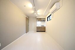 グローリオシェルト神宮前 103 1階1LDKのリビング/ダイニング