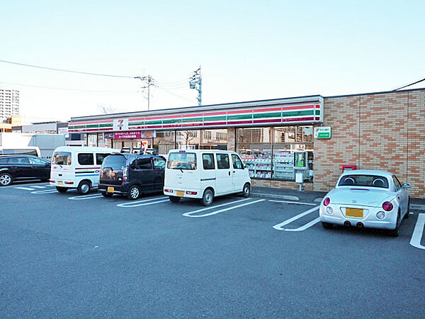 画像27:セブンイレブン大井うれし野店 540m