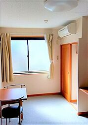 レオパレスラビーネ 2階1Kのリビング/ダイニング