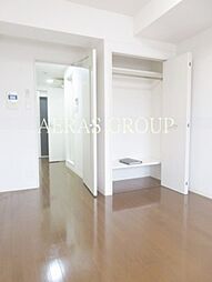 RISESTAGE MAGOME 4階1Kのリビング/ダイニング