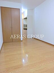 ティンカーベル 1階ワンルームのリビング/ダイニング