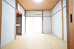 スカイライト 2階1Kのリビング/ダイニング