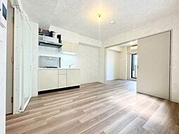 ウェルスクエア中目黒II 1階1LDKのリビング/ダイニング