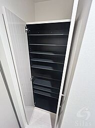 EMBELLIR COCO 2階1DKの室内