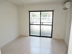 ベルメゾン梅ヶ丘 1階1Kのリビング/ダイニング