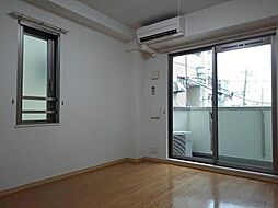 オルジュ本町II 2階1Kのリビング/ダイニング