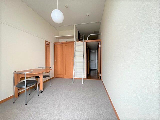 寝室