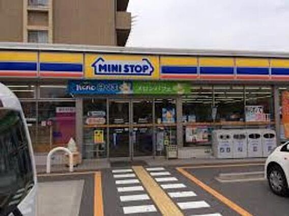 フジパレス吹田泉町サウス_周辺_11