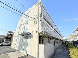 4 / 11