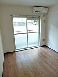 JR総武線 水道橋駅 徒歩9分の賃貸マンション 2階ワンルームのリビング/ダイニング