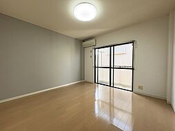 シャトル藤 203 2階1Kのリビング/ダイニング