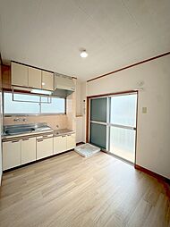 第二泉ハイツ 2階1DKのリビング/ダイニング